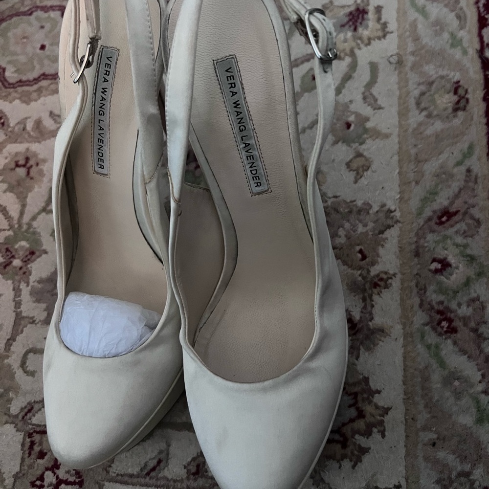 Vera Wang Cream Slingback Heels